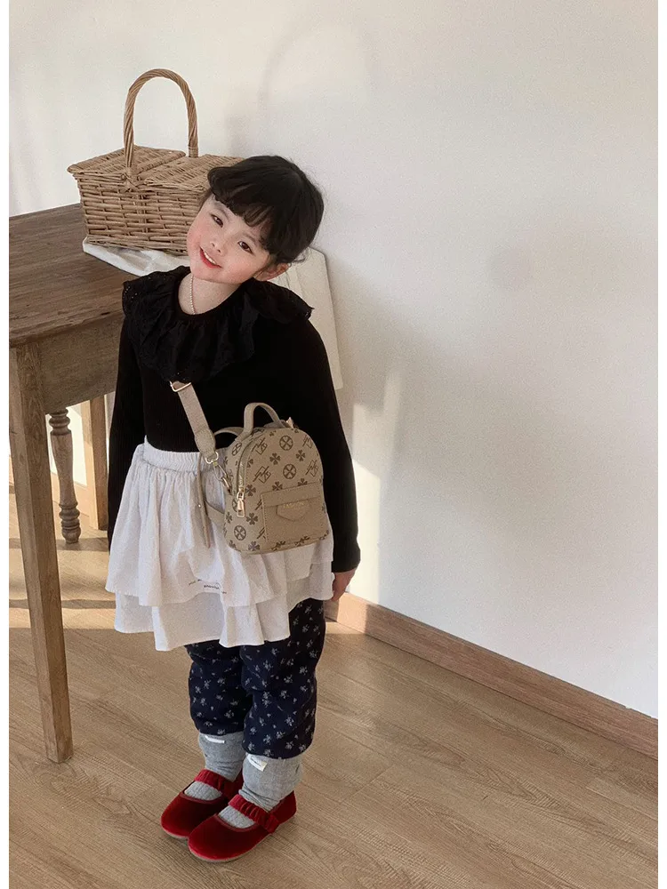 Children's Bag All-match Retro Fashionable Simple Portable Bucket Bag New Style Niche Wide Shoulder Strap Mini Crossbody Small Bag display picture 21