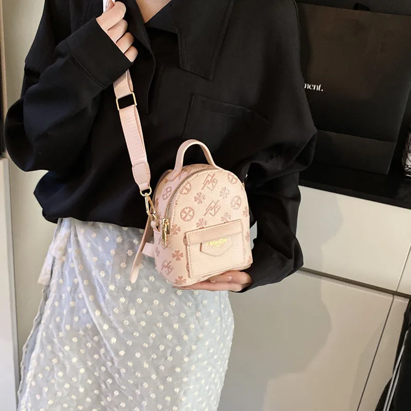 Children's Bag All-match Retro Fashionable Simple Portable Bucket Bag New Style Niche Wide Shoulder Strap Mini Crossbody Small Bag display picture 35