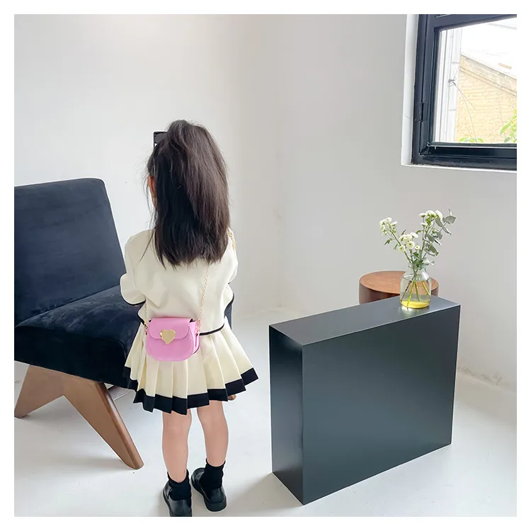 New Cartoon Children's Bag Mini Western Style Six-color Peach Heart Girl's Bag Cute Toddler Shoulder Bag display picture 6