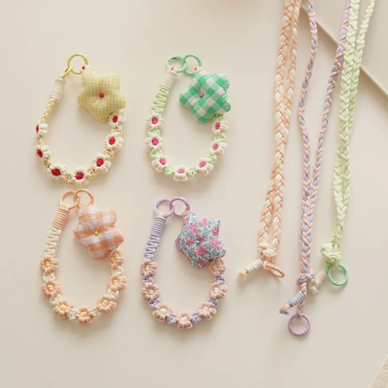 Hot Sale Small Daisy Flower Mobile Phone Pendant Bohemian Holiday Style Mobile Phone Hanging Chain Wrist Band display picture 5