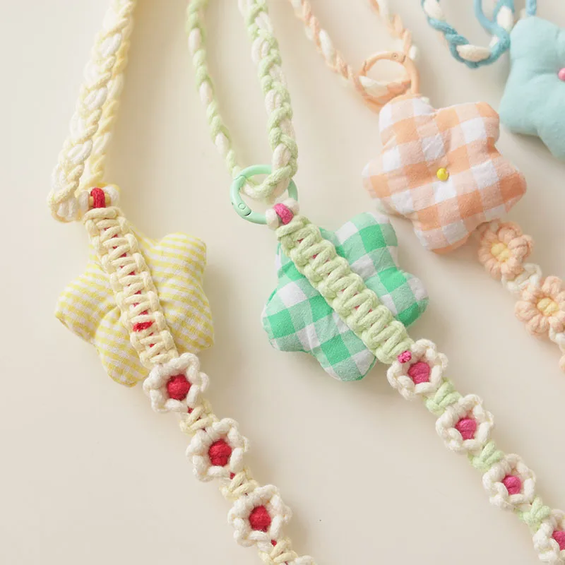 Hot Sale Small Daisy Flower Mobile Phone Pendant Bohemian Holiday Style Mobile Phone Hanging Chain Wrist Band display picture 9