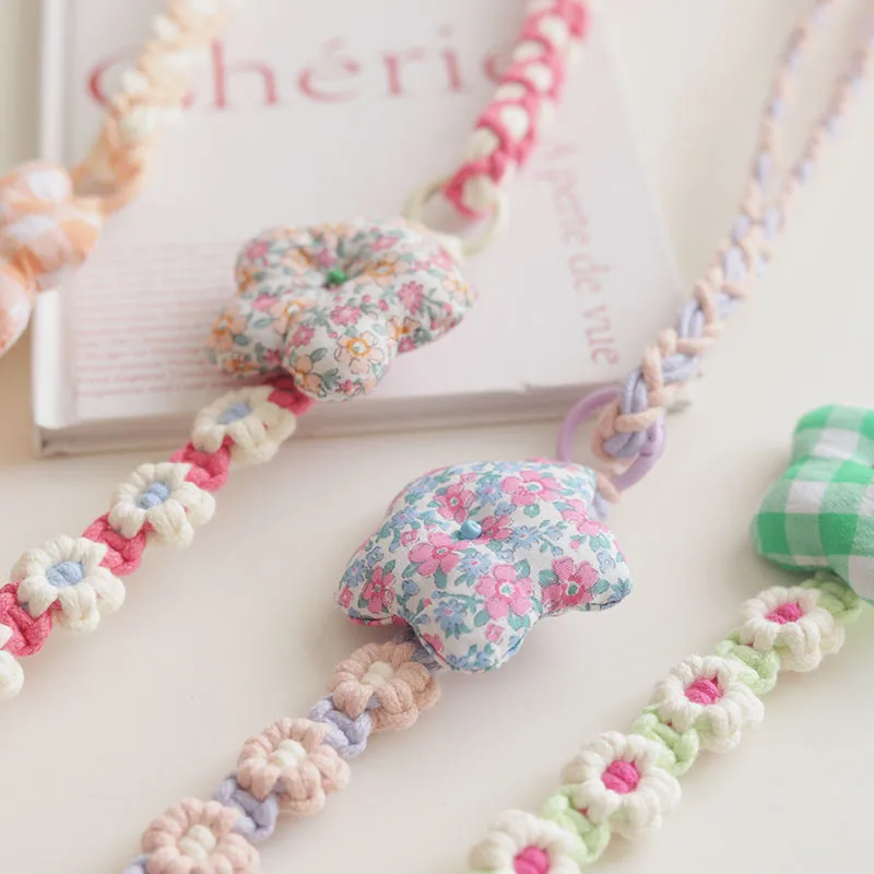 Hot Sale Small Daisy Flower Mobile Phone Pendant Bohemian Holiday Style Mobile Phone Hanging Chain Wrist Band display picture 16