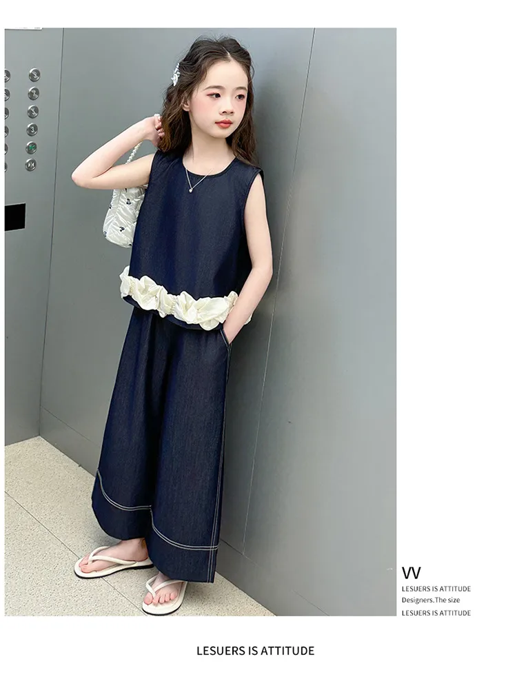 Girls Summer Suit  New Big Children's Western Style New Thin Sleeveless Tencel Denim Two-piece Set For Little Girls display picture 16