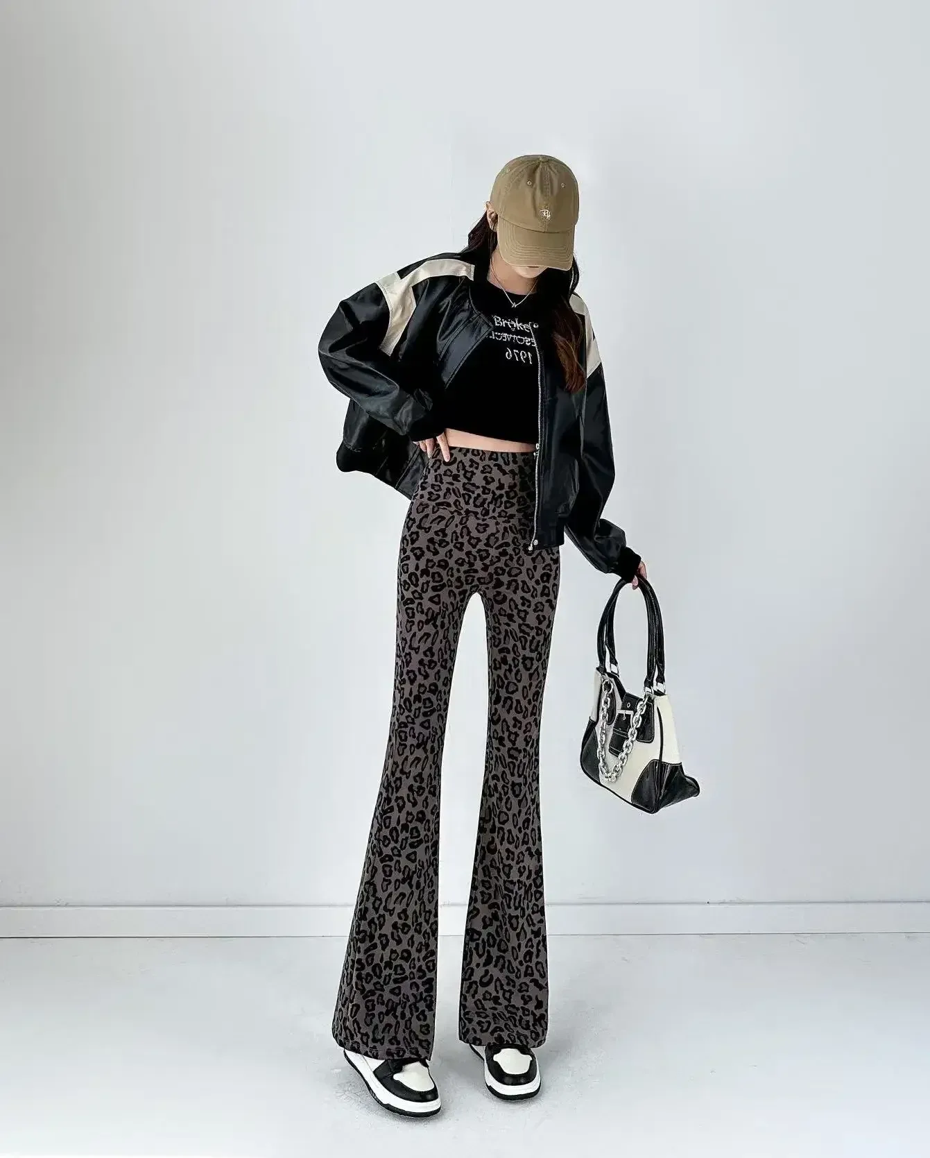 Leopard Print Flared Pants Shark Pants High Waist Micro Horn Slimming Fashion Women's Pants display picture 6