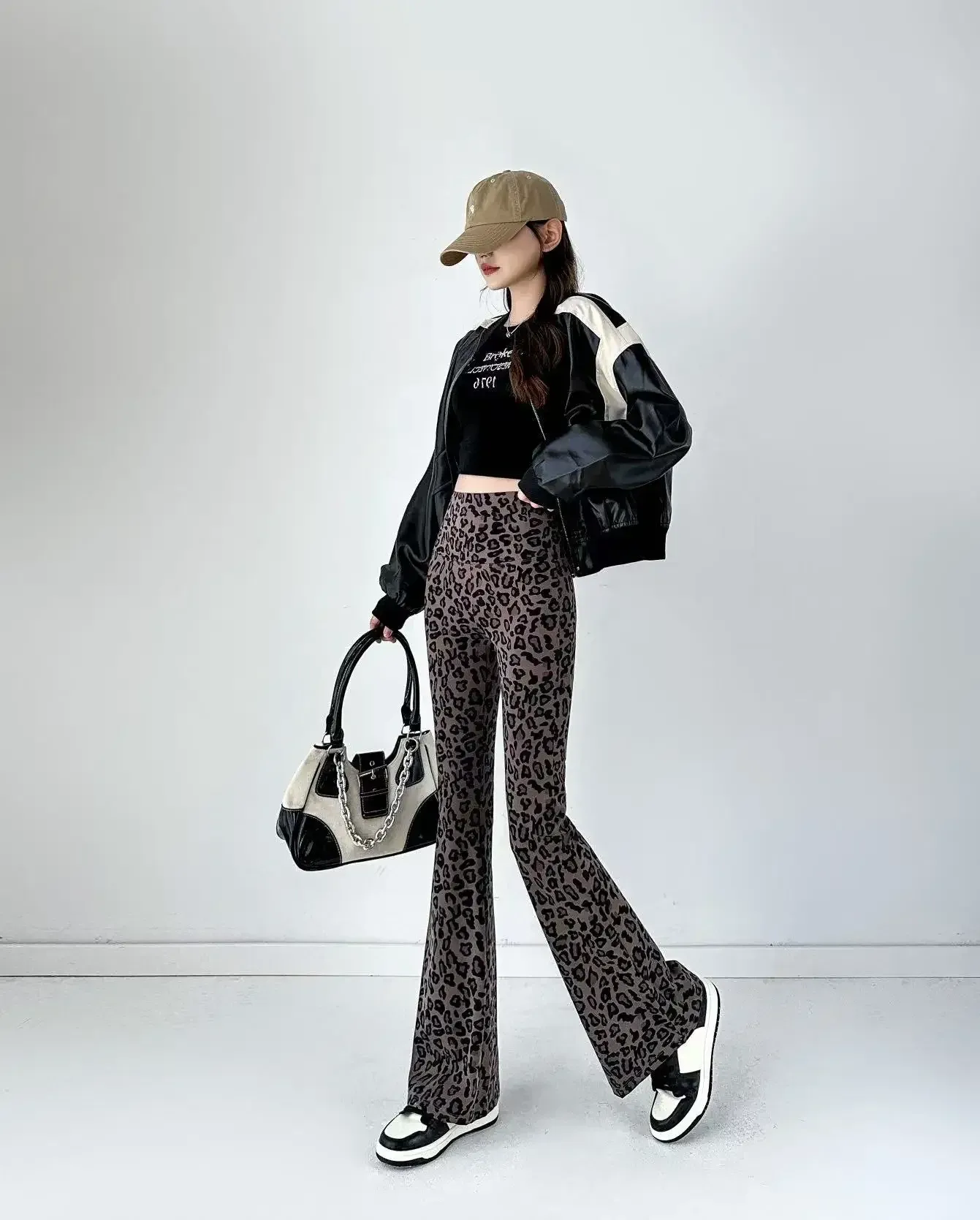 Leopard Print Flared Pants Shark Pants High Waist Micro Horn Slimming Fashion Women's Pants display picture 11