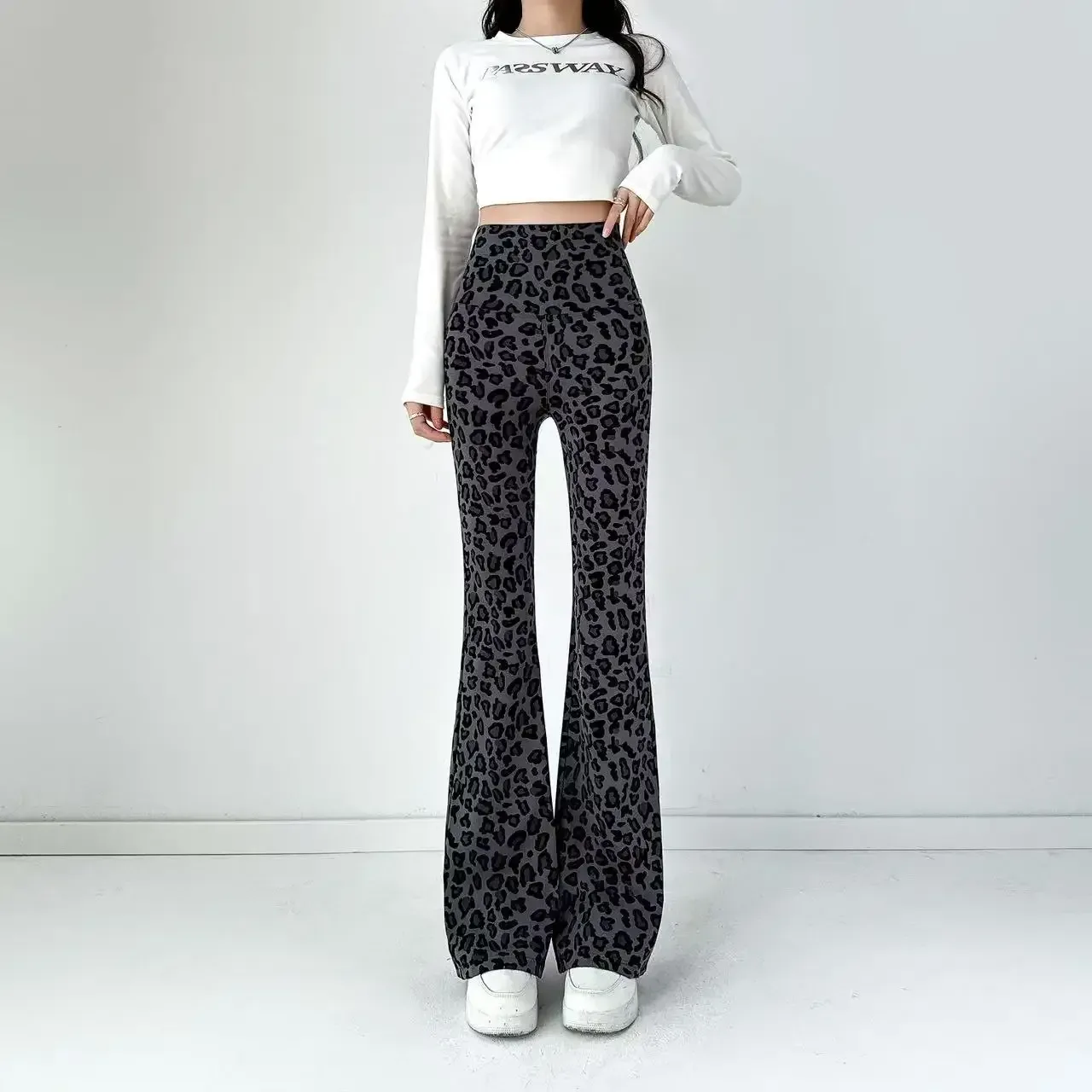 Leopard Print Flared Pants Shark Pants High Waist Micro Horn Slimming Fashion Women's Pants display picture 19