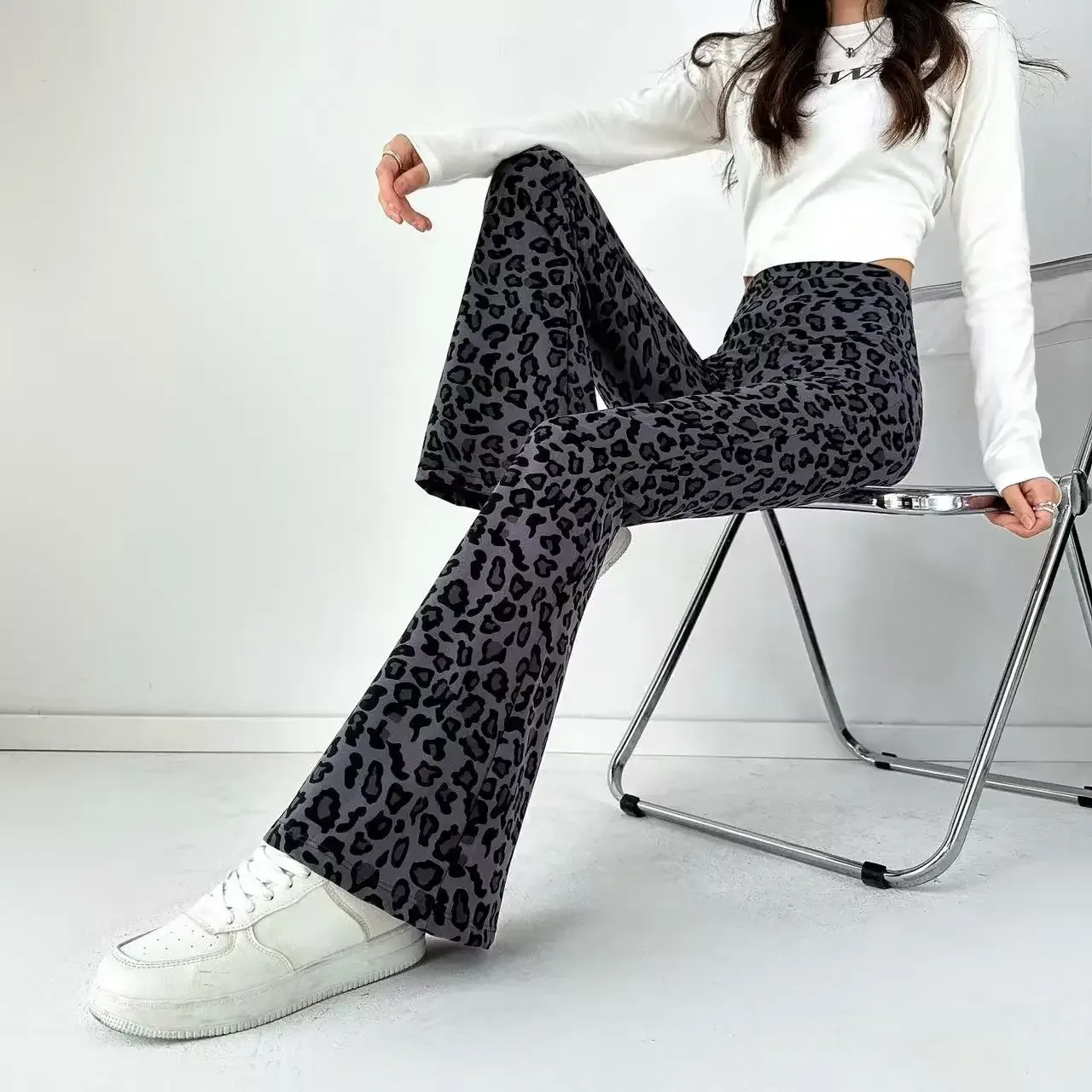 Leopard Print Flared Pants Shark Pants High Waist Micro Horn Slimming Fashion Women's Pants display picture 21