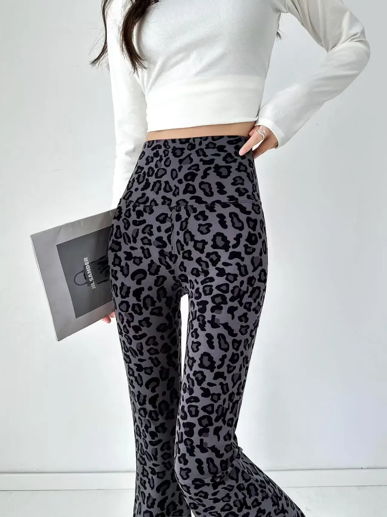 Leopard Print Flared Pants Shark Pants High Waist Micro Horn Slimming Fashion Women's Pants display picture 24