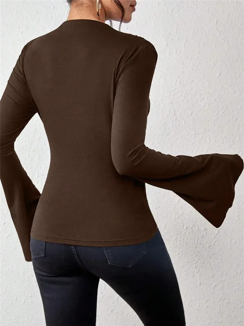 Autumn And Winter New All-match Pleated    Design Sense Horn Sleeve Collar Slim T-shirt display picture 14