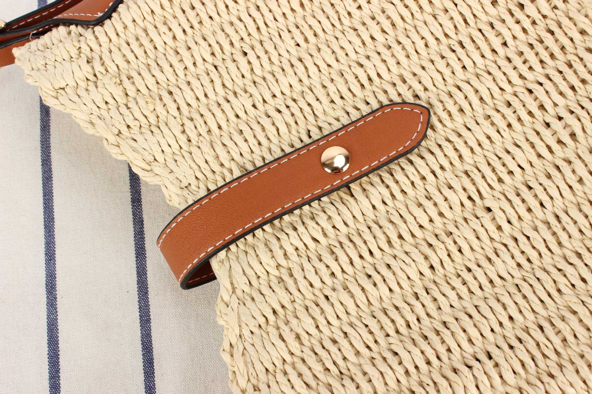 New Spring And Summer Fresh Straw Woven Bag Niche Design Woven Bag Casual All-match Beach Handmade Women's Bag display picture 10