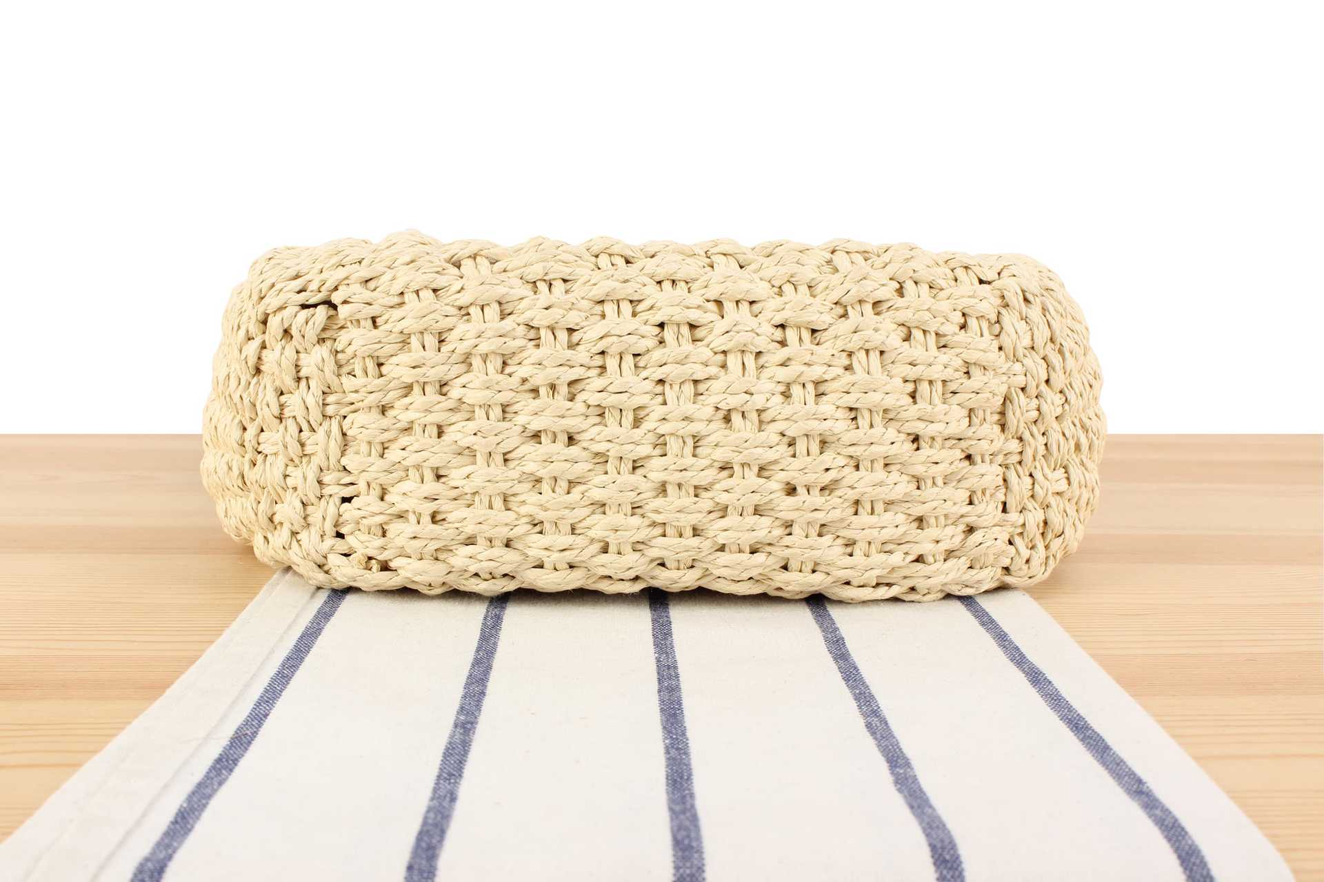 New Spring And Summer Fresh Straw Woven Bag Niche Design Woven Bag Casual All-match Beach Handmade Women's Bag display picture 17