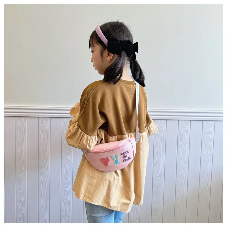 Children's Bag High-value Cute Sequin Baby's Western-style Chest Bag Girls' Colorful Lightweight Crossbody Bag PU Waist Bag display picture 5