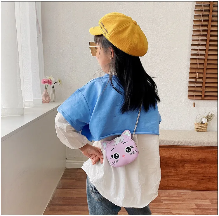 Children's Small Bag  New Cartoon Cat Girl Shoulder Crossbody Bag Cute Fashion Accessories Coin Purse display picture 1