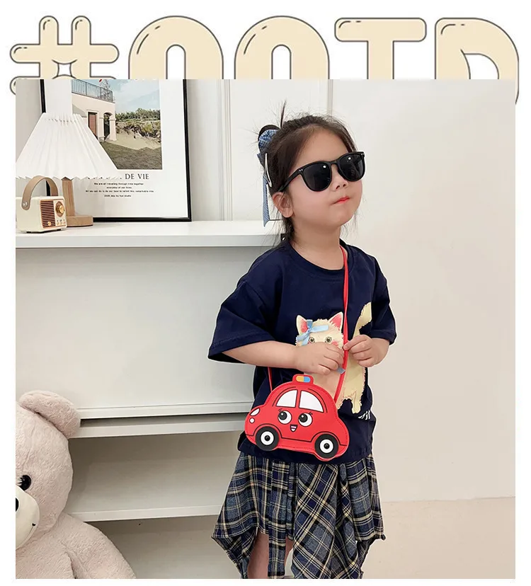 New Children's Bag Cartoon Cute Car Shoulder Crossbody Bag Boys And Girls Fashionable Coin Accessory Bag display picture 1