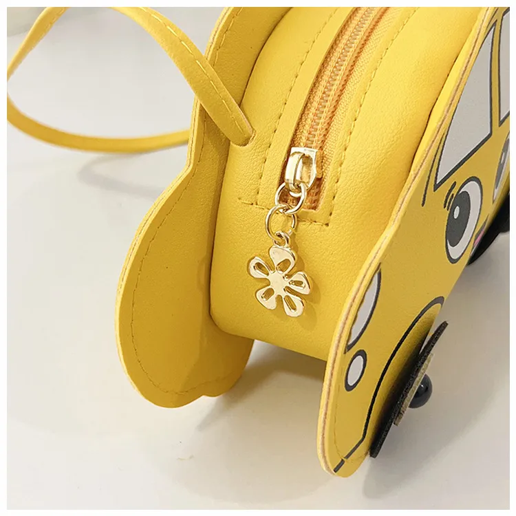 New Children's Bag Cartoon Cute Car Shoulder Crossbody Bag Boys And Girls Fashionable Coin Accessory Bag display picture 5