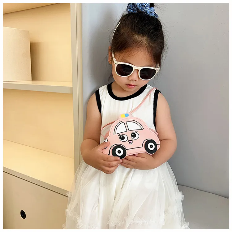 New Children's Bag Cartoon Cute Car Shoulder Crossbody Bag Boys And Girls Fashionable Coin Accessory Bag display picture 10