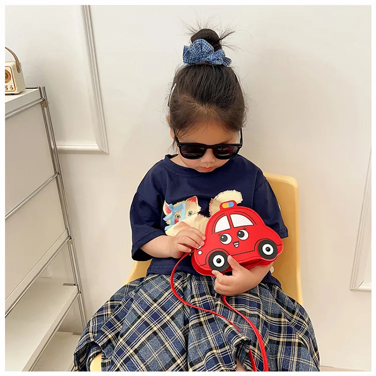 New Children's Bag Cartoon Cute Car Shoulder Crossbody Bag Boys And Girls Fashionable Coin Accessory Bag display picture 18