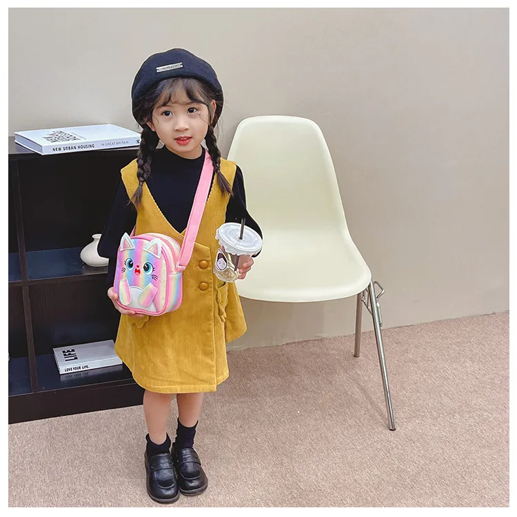 Kitten Embroidered Rainbow Children's Bag Crossbody Bag Baby Girl Cute Fashion Princess Bag Small Schoolbag Shoulder Bag display picture 7