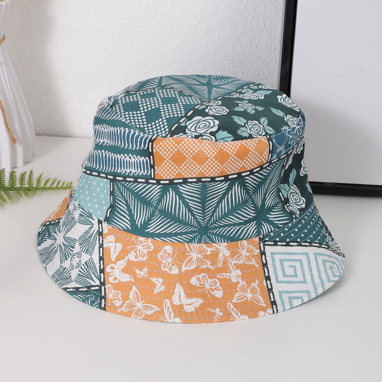 Women's Retro Vacation Bohemian Rose Butterfly Printing Wide Eaves Bucket Hat display picture 6