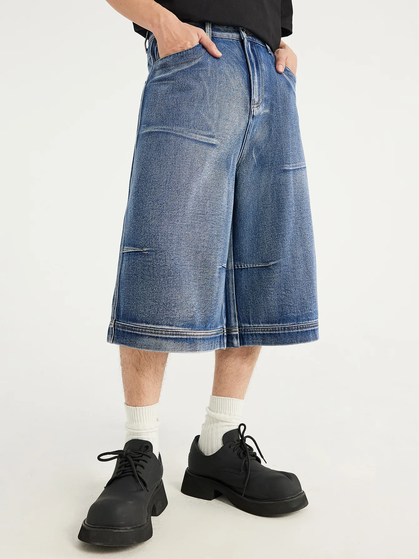 INF Men's |  Pleated Seven-point Jeans  Spring/Summer New Fashion Brand Street Personality Straight Shorts Men display picture 2
