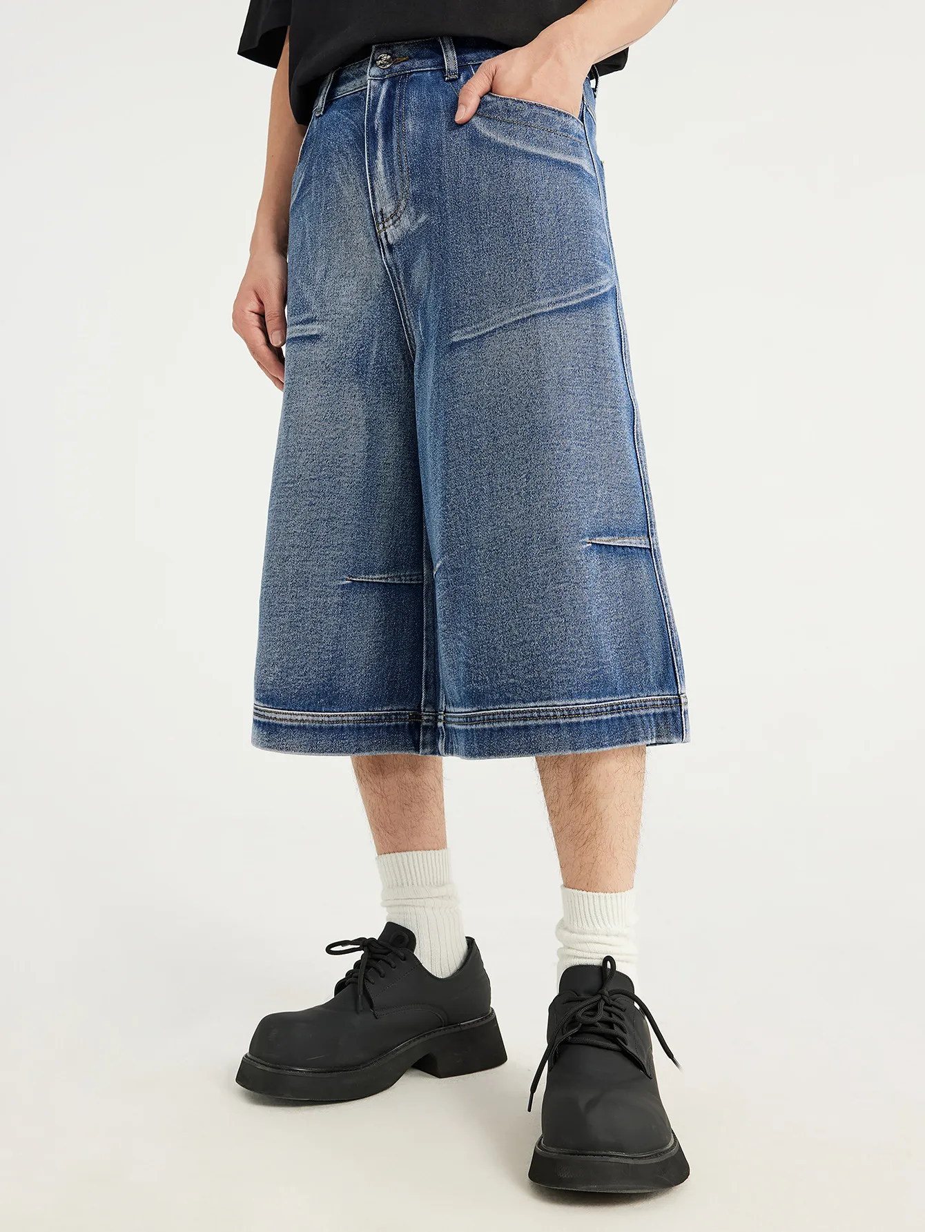 INF Men's |  Pleated Seven-point Jeans  Spring/Summer New Fashion Brand Street Personality Straight Shorts Men display picture 3