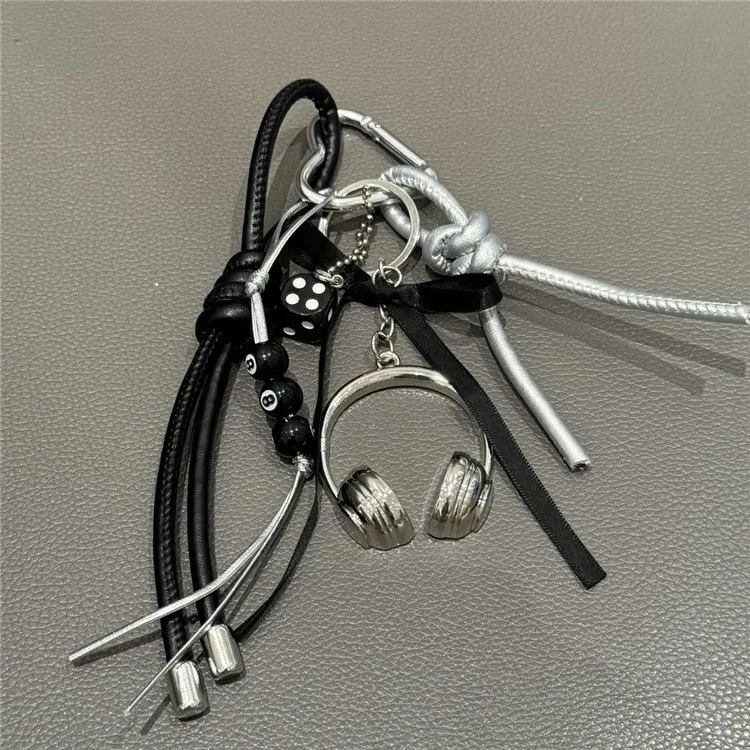Ins Silver Black Miu Cool Sweet Bag Pendant Ancient Early Wings Bow Pendant Y2K Car Key Pendant display picture 1