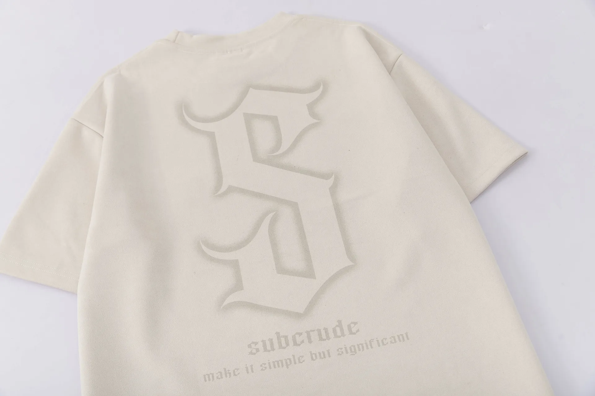 Jiayiku Men's Clothing Spring/Summer New American Street Retro Fashion Brand Deerskin Velvet Embroidered Printed Short-sleeved T-shirt display picture 11