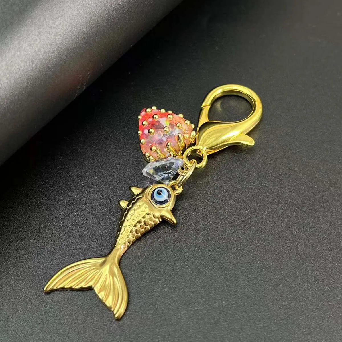 Cute Hawaiian Beach Strawberry Fish 304 Stainless Steel Plating 18K Gold Plated Women's display picture 1