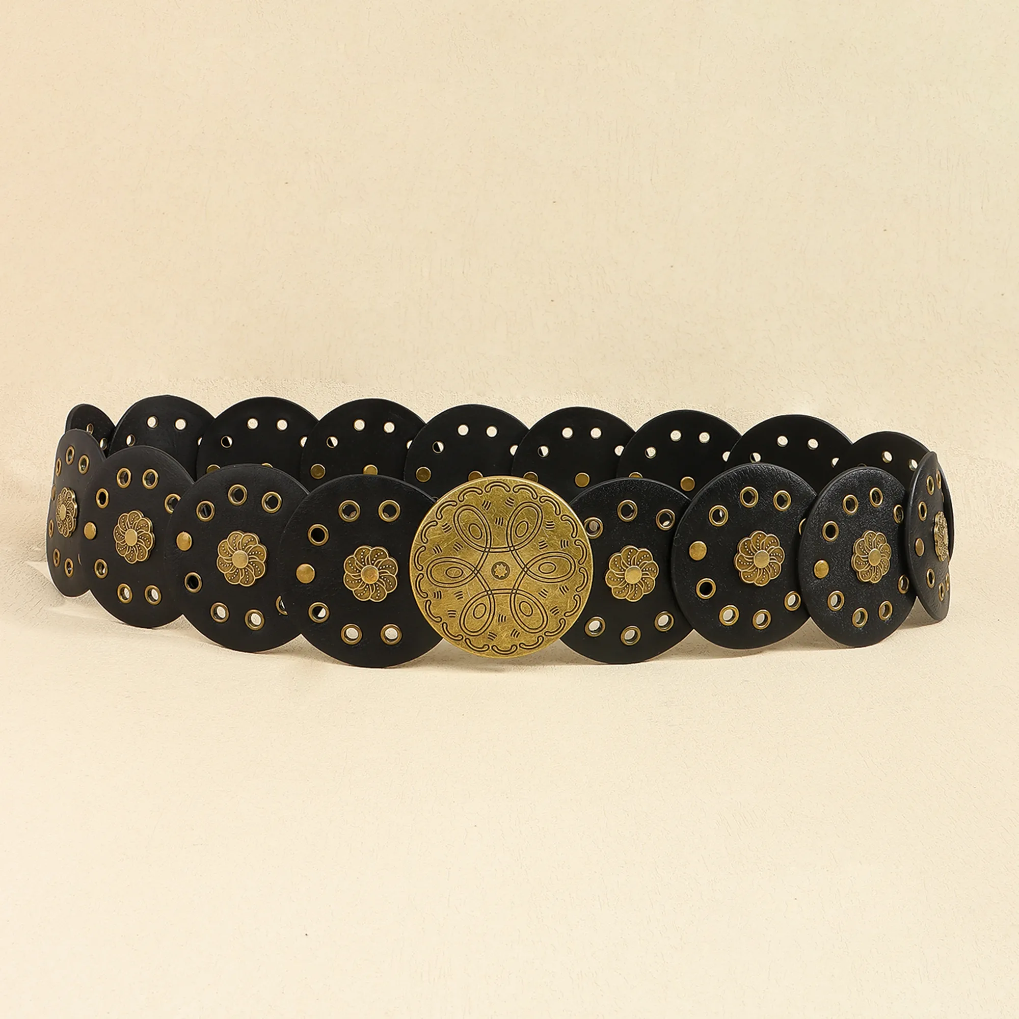 Classical Bohemian Artistic Solid Color Pu Women's Chain Belts display picture 5