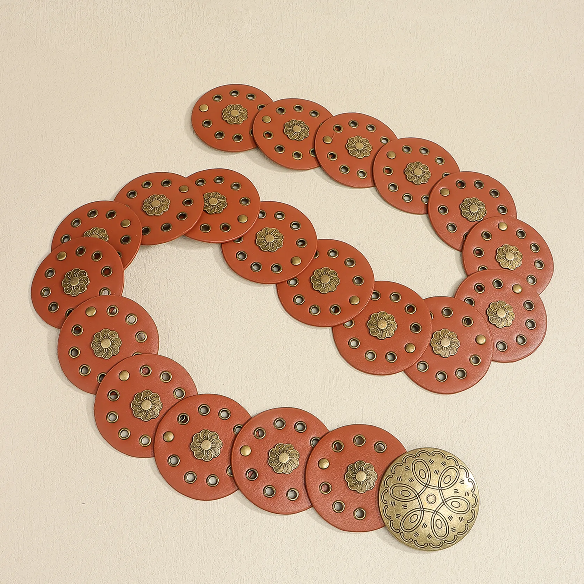 Classical Bohemian Artistic Solid Color Pu Women's Chain Belts display picture 19