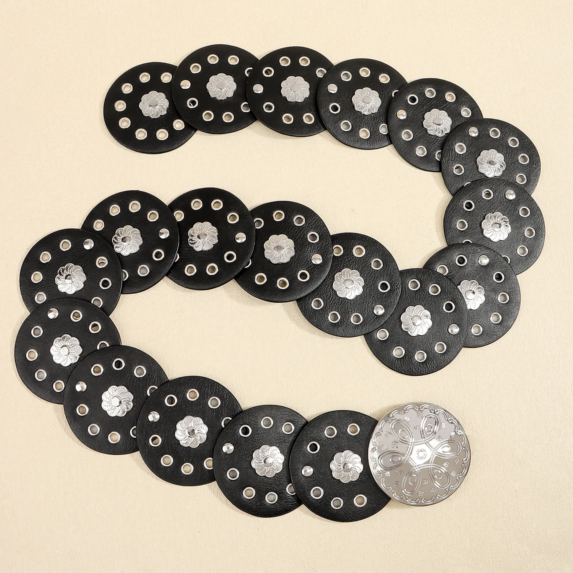 Classical Bohemian Artistic Solid Color Pu Women's Chain Belts display picture 22