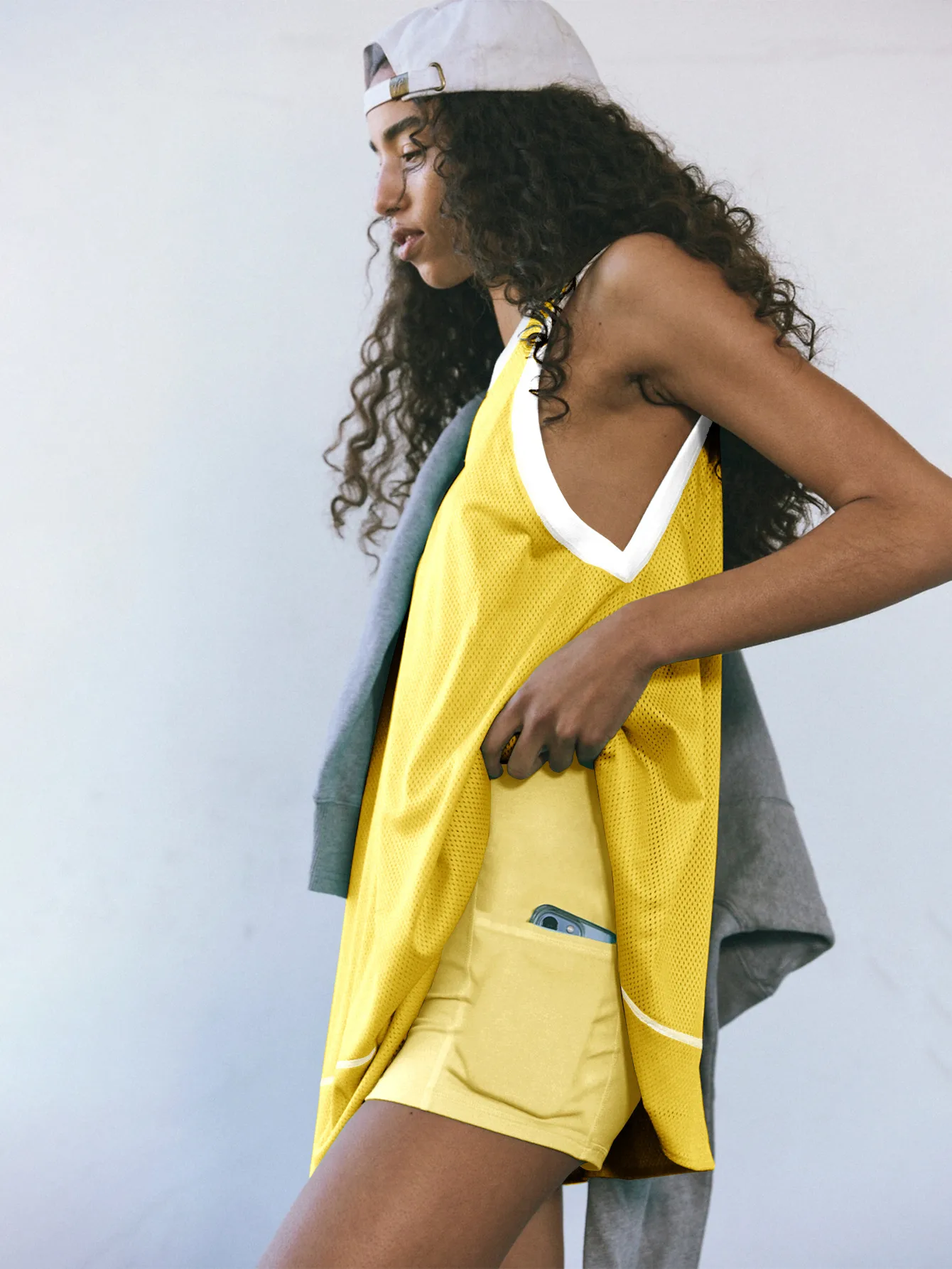 Summer   Style Contrast Color Hole Net Long Sleeveless Vest Light Transparent Pocket High Waist Shorts Two-Piece Set display picture 24