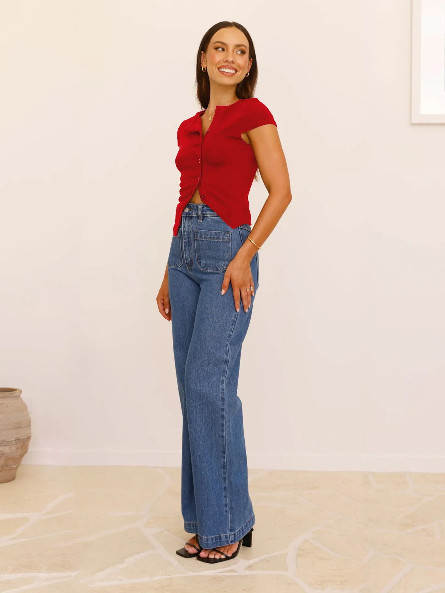 Style New Hot Girl Knitted Button V-neck Short-Sleeved T-shirt Slim Fit Slimming Irregular Design Versatile Top display picture 6