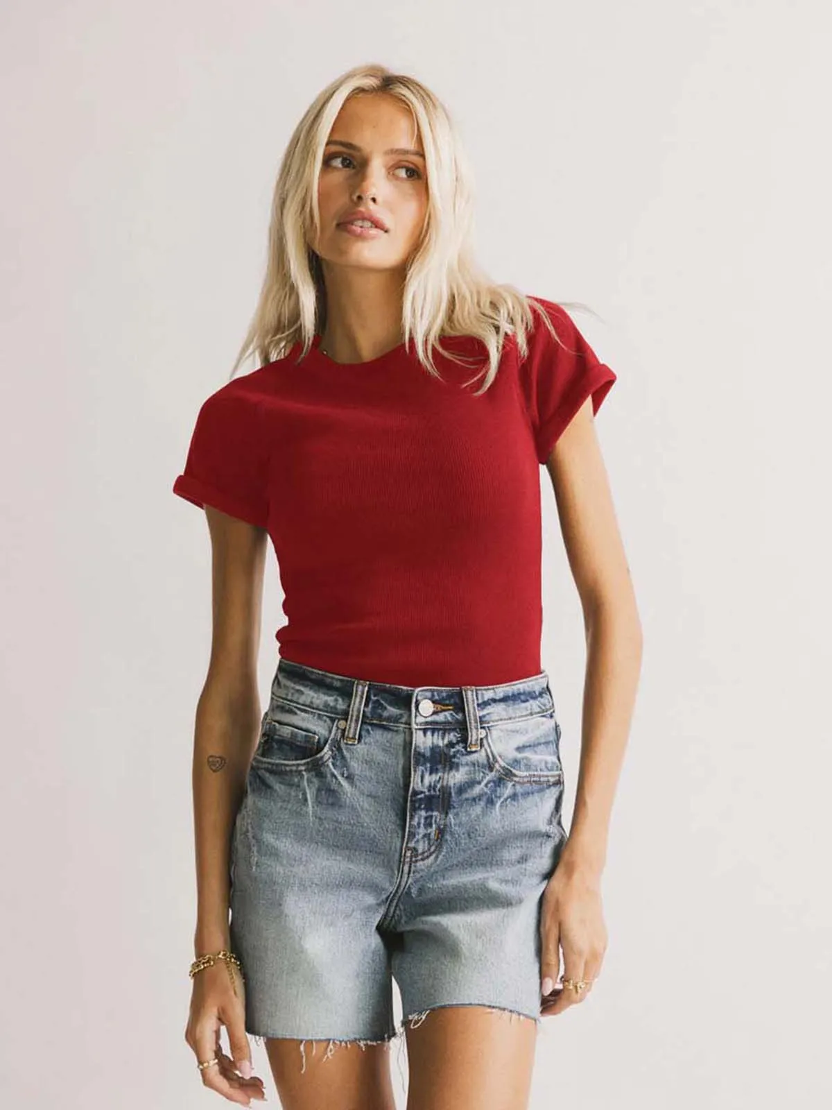 Foreign Trade New Solid Color Knitted Round Neck Shoulder Short Sleeve T-shirt Y2g Hot Girl Style Slim Fit Slim Fit Versatile Top display picture 9