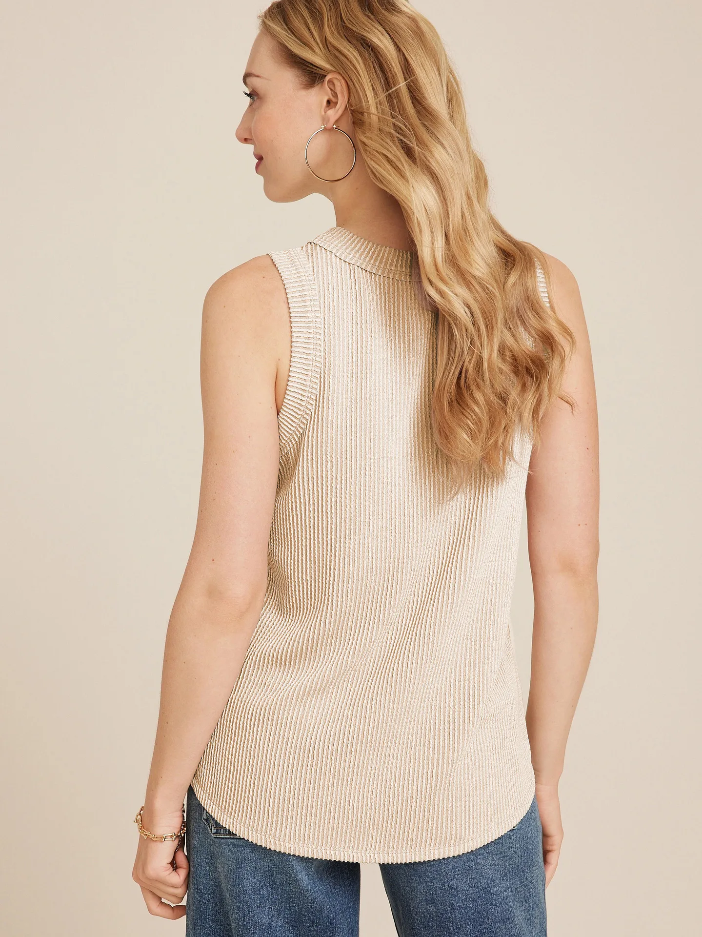 New   Women's  Fashion Round Neck Vest Sleeveless Solid Color Rib Vest Top Women display picture 9