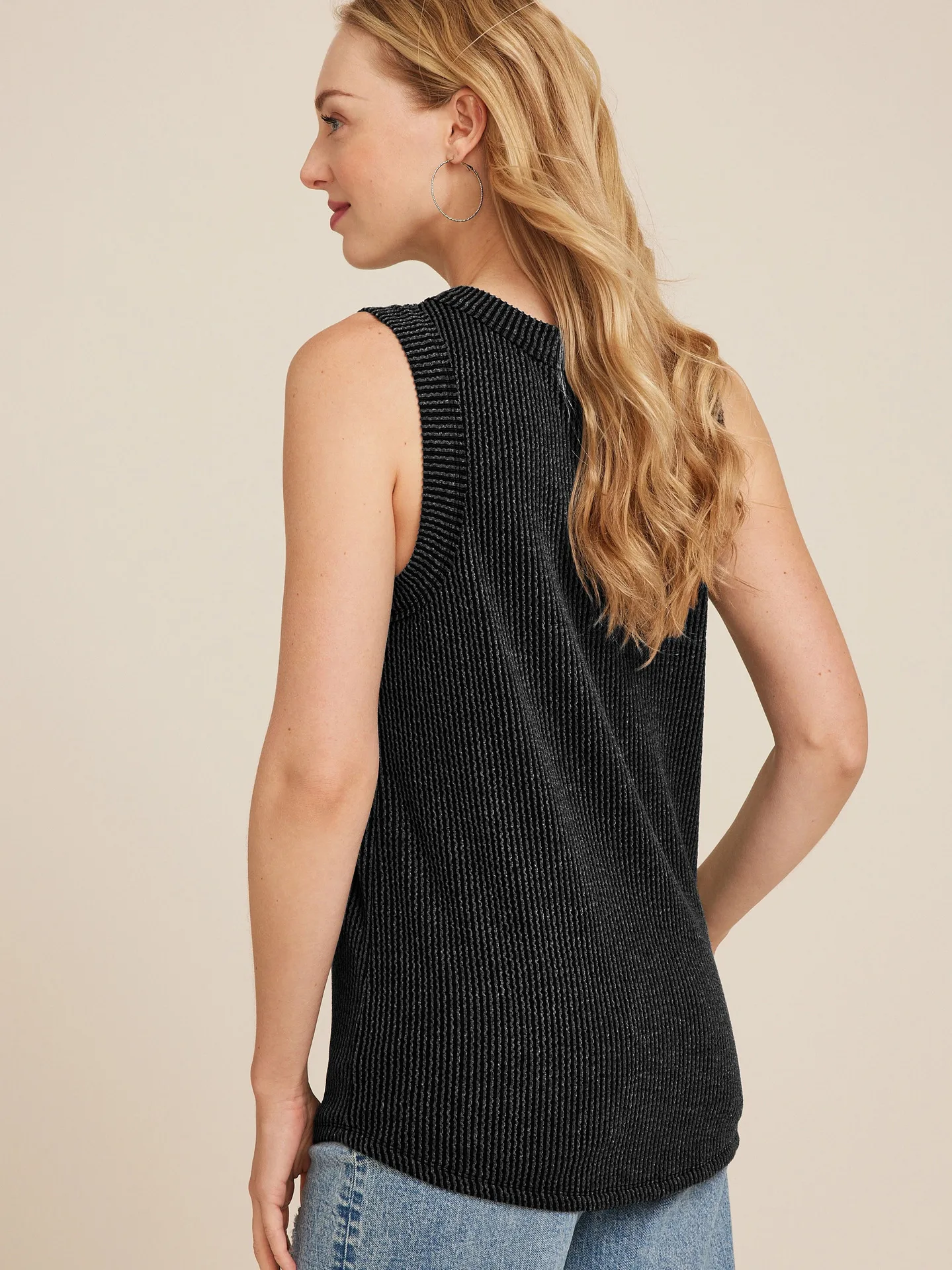 New   Women's  Fashion Round Neck Vest Sleeveless Solid Color Rib Vest Top Women display picture 21