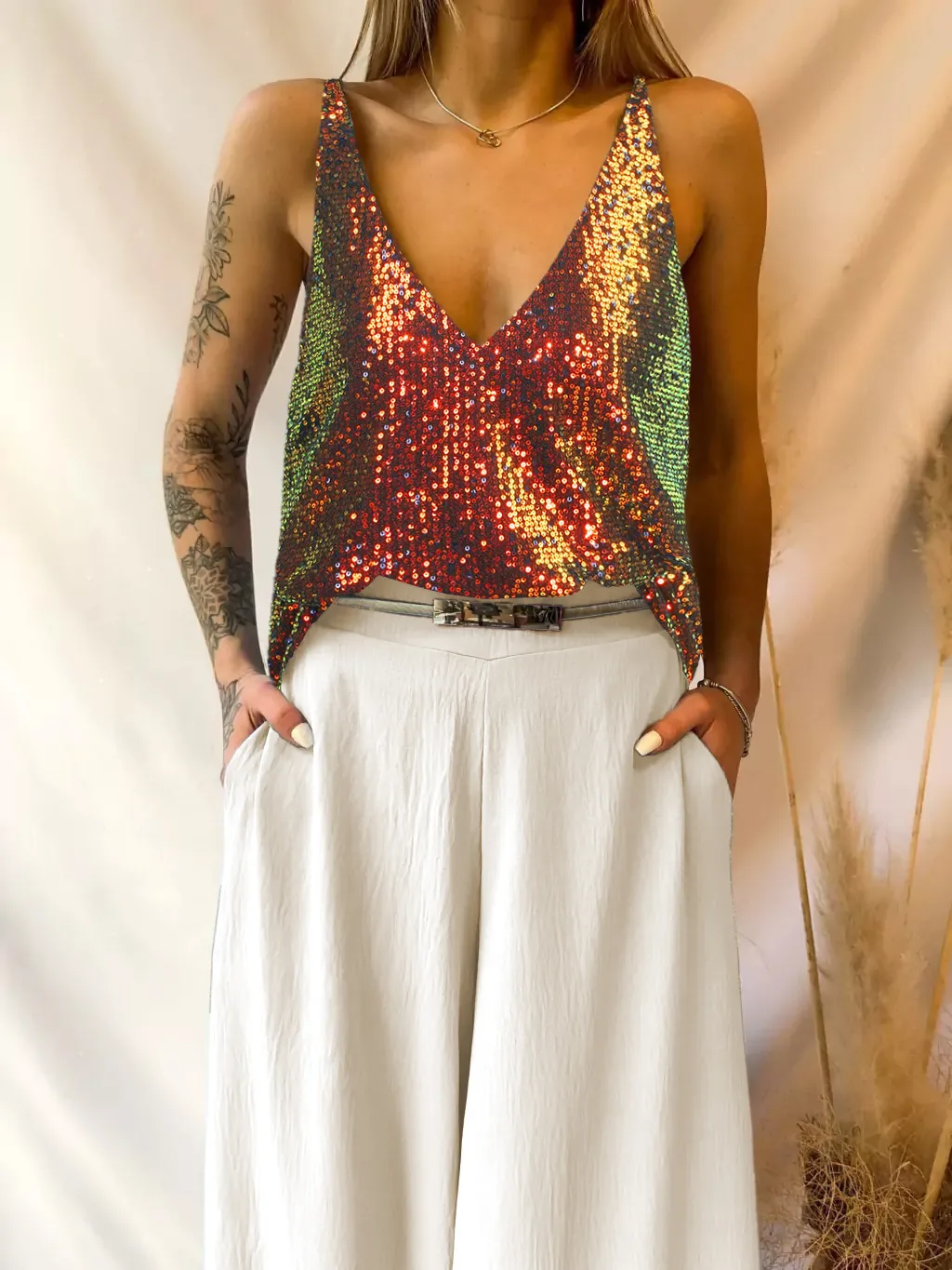 Heavy Embroidery Sequins Vest Loose Outer Wear Camisole Sexy V-neck New  Shiny Sleeveless Front And Back Wearable display picture 5