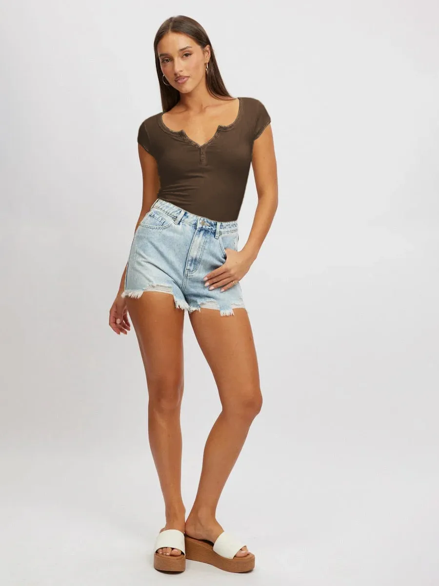 Women's New Hot Sale Solid Color Slim V-neck Short-sleeved Fashion Button Spice Girl T-shirt Top Women display picture 25