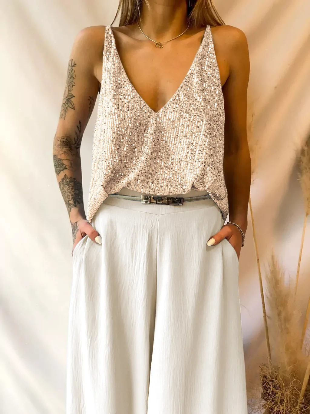 Heavy Embroidery Sequins Vest Loose Outer Wear Camisole Sexy V-neck New  Shiny Sleeveless Front And Back Wearable display picture 12