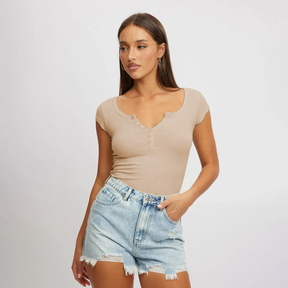 Women's New Hot Sale Solid Color Slim V-neck Short-sleeved Fashion Button Spice Girl T-shirt Top Women display picture 34
