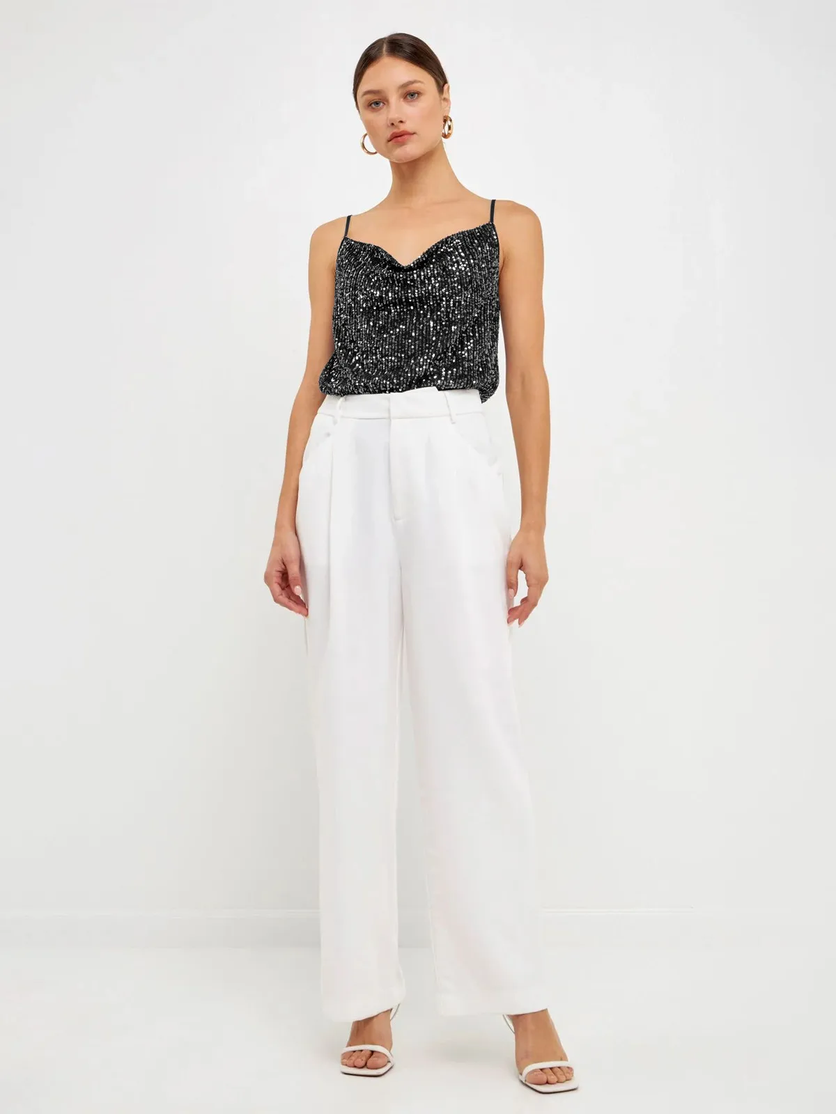 Women's Summer New V-Neck Casual Vest Wholesale Sequin Beaded Camisole Top display picture 29