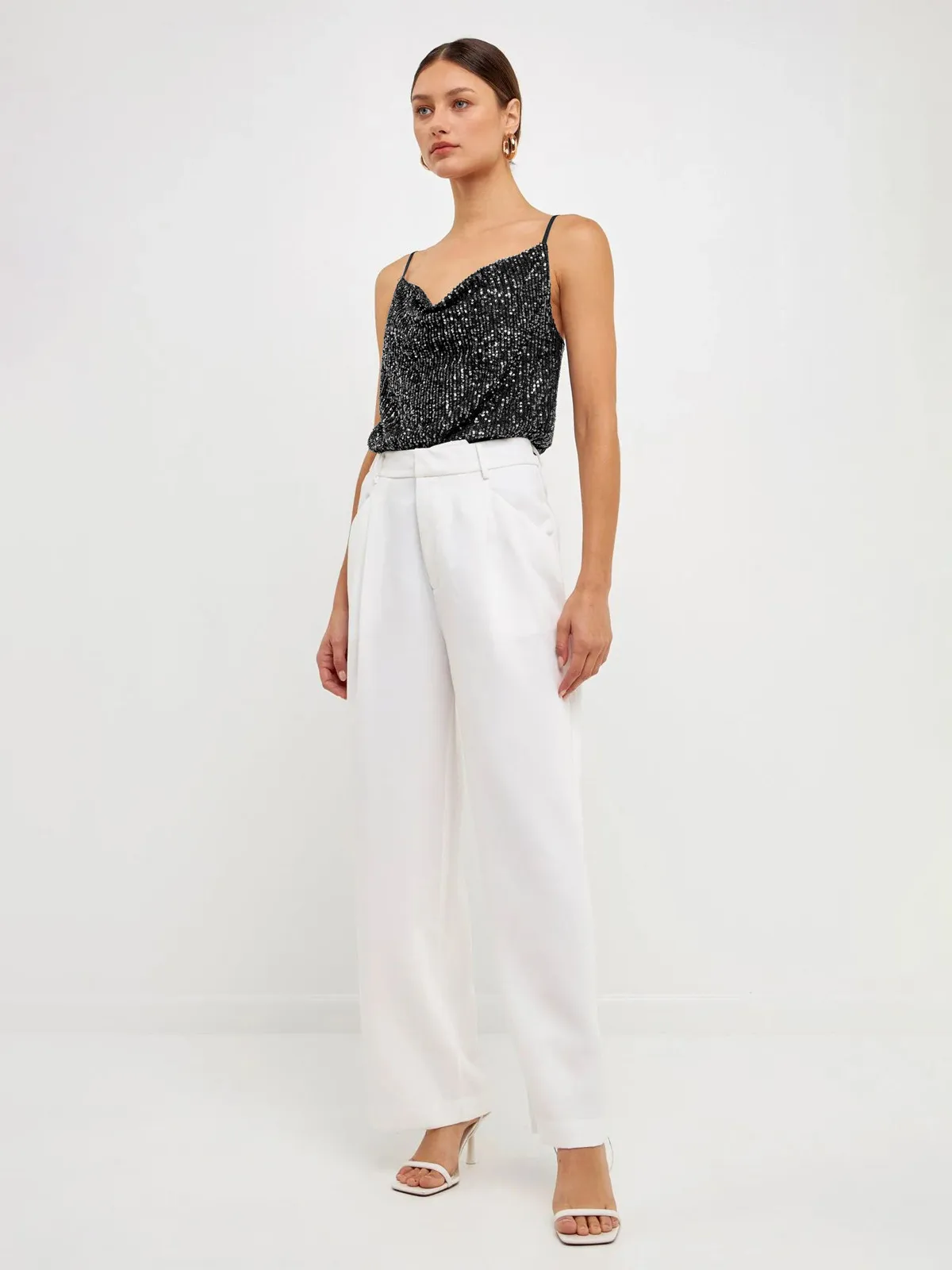 Women's Summer New V-Neck Casual Vest Wholesale Sequin Beaded Camisole Top display picture 28