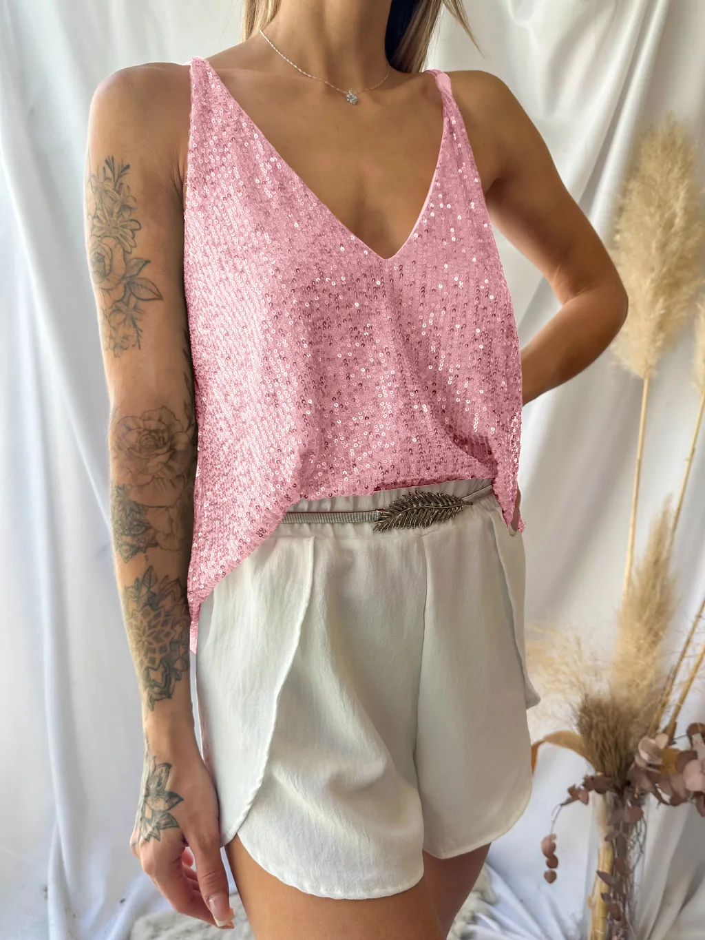 Heavy Embroidery Sequins Vest Loose Outer Wear Camisole Sexy V-neck New  Shiny Sleeveless Front And Back Wearable display picture 17
