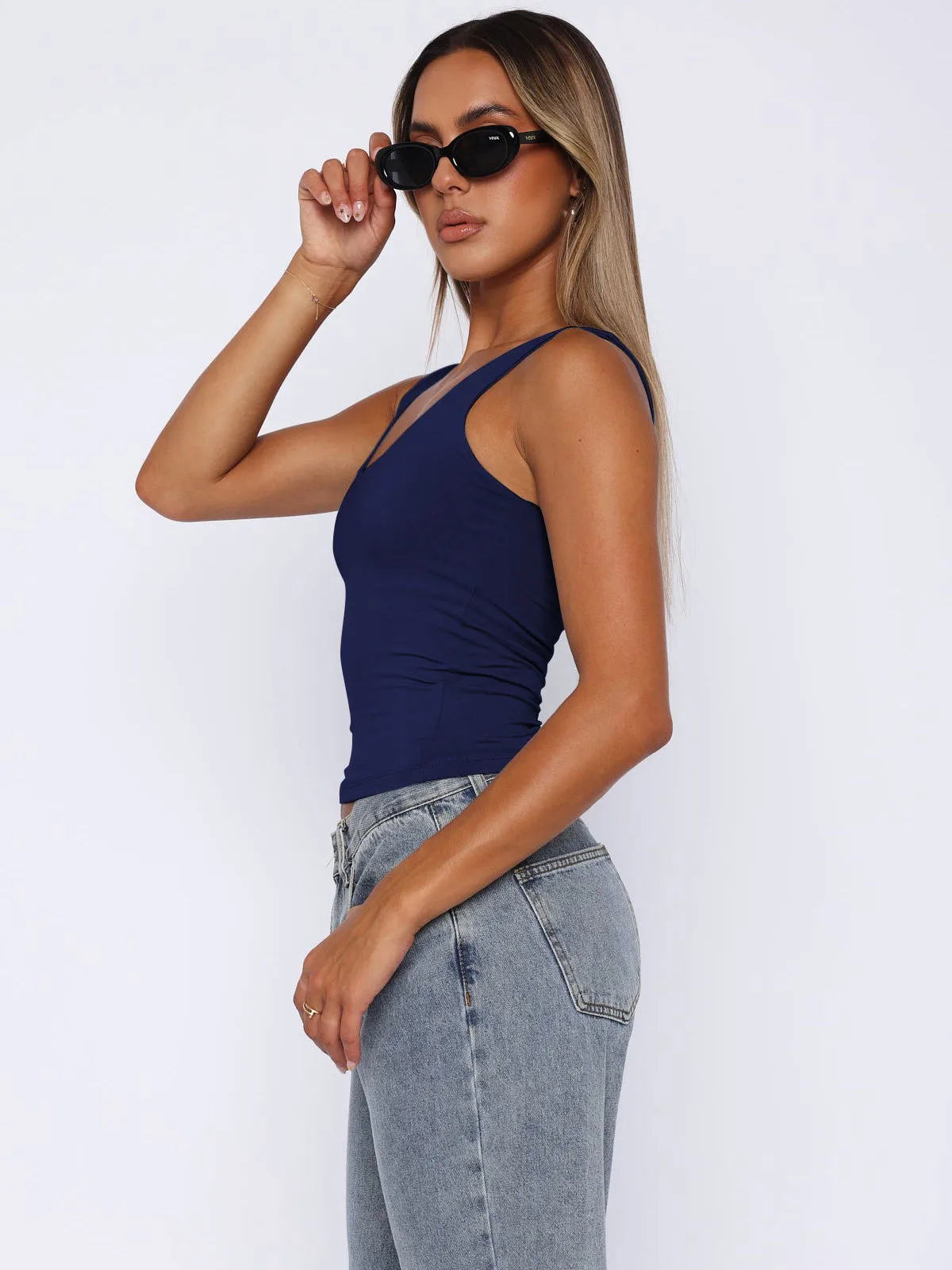 Spring And Summer New Y2K Sexy Spice Girls Women's Sleeveless Square Collar Casual Basic Navel Camisole Women's Vest display picture 22