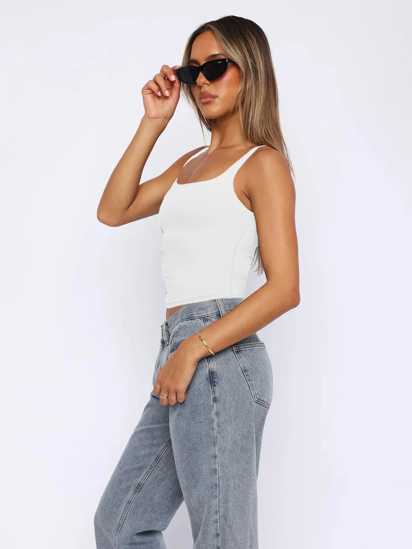 -style Women's  Fashion Elegant Slim-fit Square Collar Solid Color Large Backless Cross Shoulder Strap Yoga Vest Top display picture 11