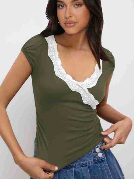 Summer  New Fashion Lace Stitching Color Contrast Shoulder Short-sleeved T-shirt Slim-fit V-neck Short Top display picture 2