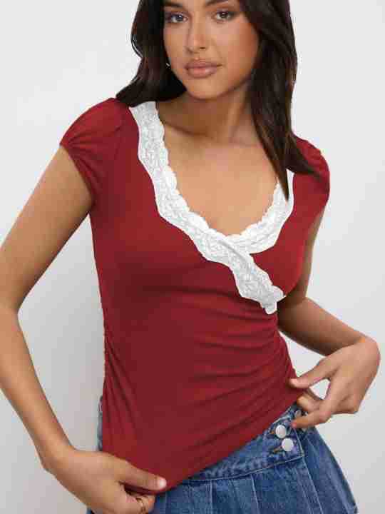 Summer  New Fashion Lace Stitching Color Contrast Shoulder Short-sleeved T-shirt Slim-fit V-neck Short Top display picture 8