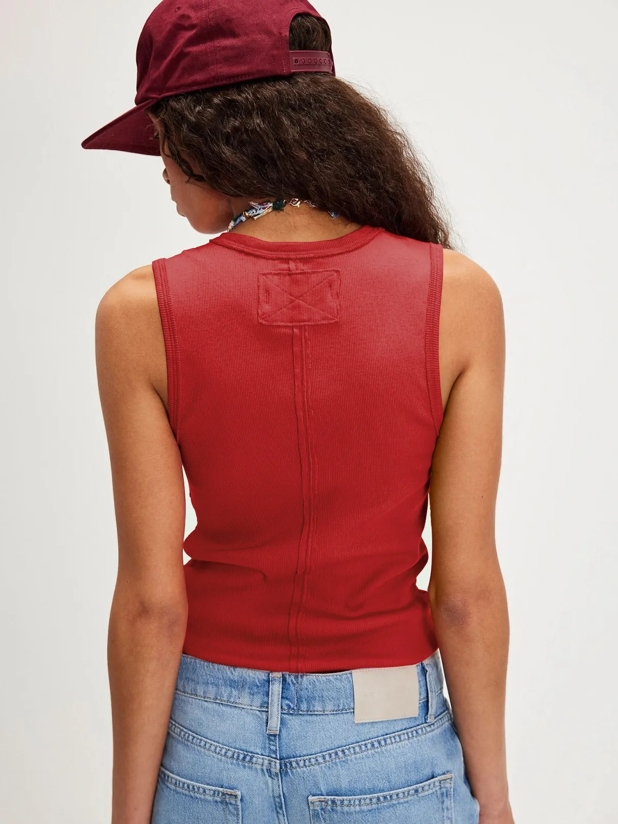 Foreign Trade  New  Fashion V-neck Solid Color Sleeveless Rib All-match High-end Vest Top For Women display picture 5