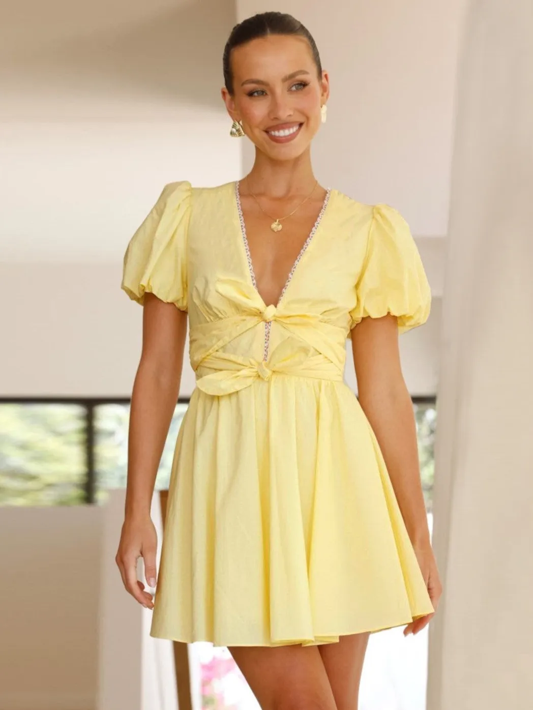 Spring And Summer New Fashion   Women's Sweet Lace Decorative Puff Sleeve Deep V-neck Lace-up Dress display picture 39