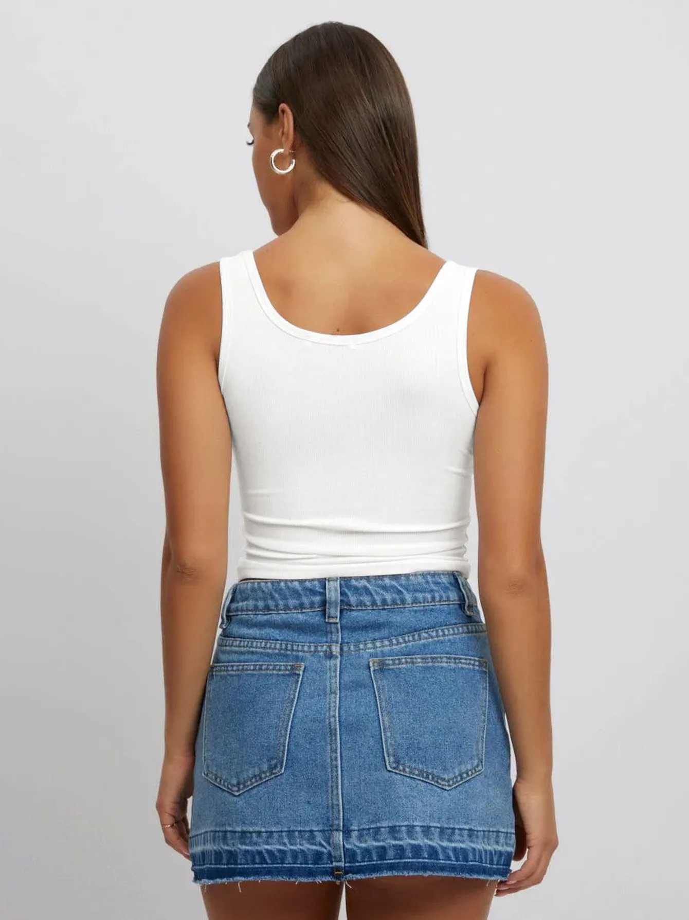 Spring And Summer  Y2K Threaded Top Women's Slim-fit Button Solid Color Inner Vest For Women display picture 8